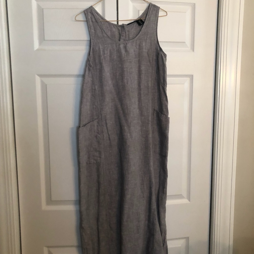 Linen dress